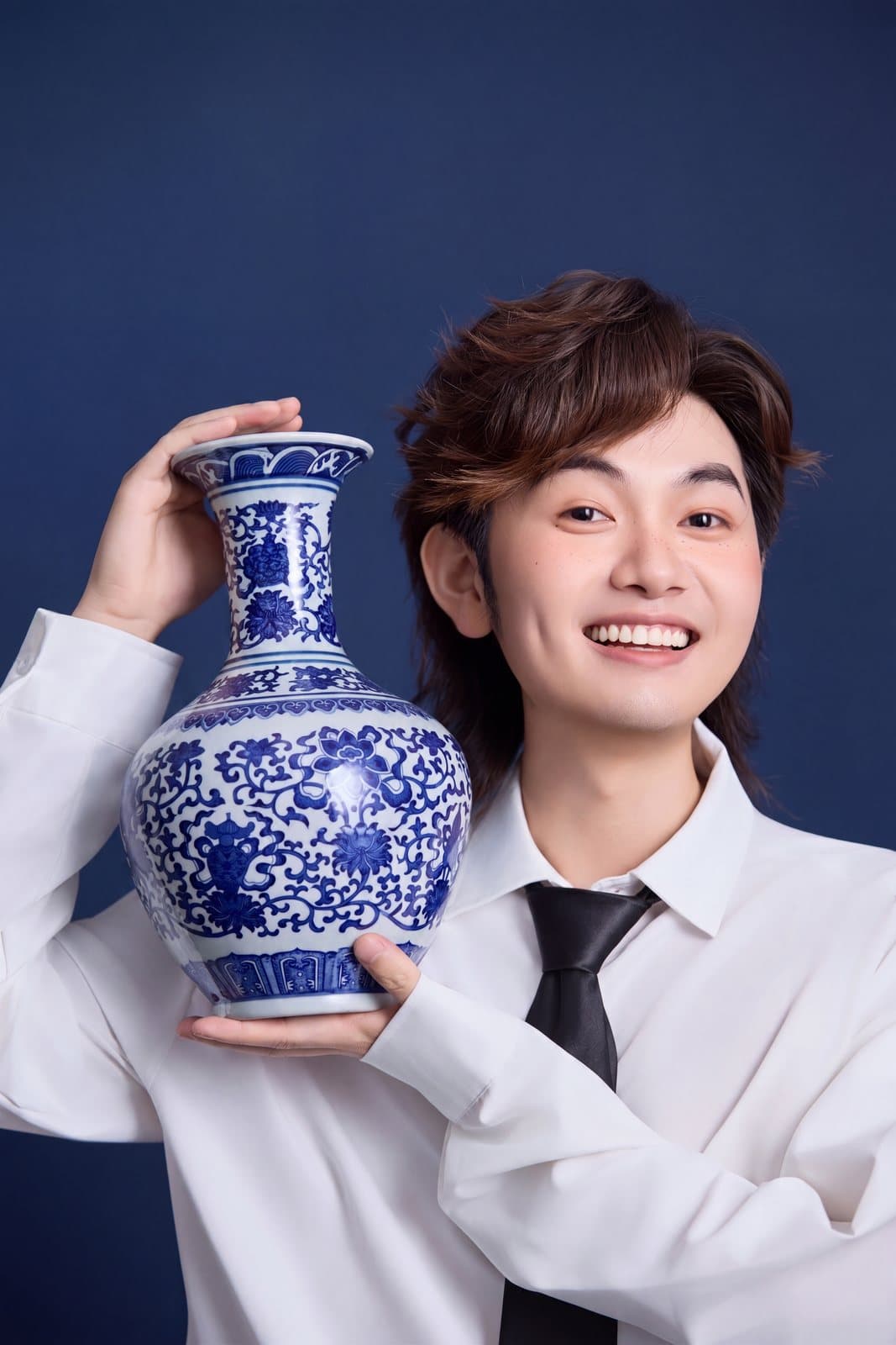 Studio portrait of countertenor Baian Chen